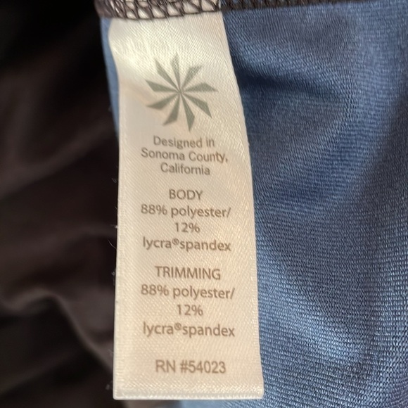 ATHLETA Skirt Legging Size Medium - Picture 10 of 10